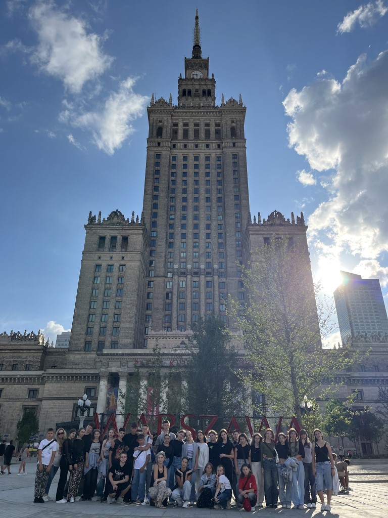 513976507 676872818702546 1451185082872038337 n