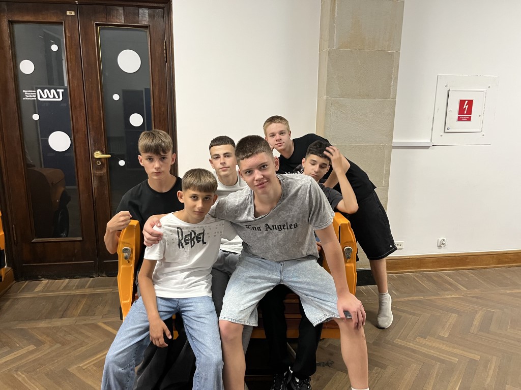 527309913 676872882035873 4243869894673946869 n