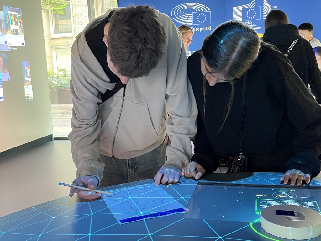 528273763 676872328702595 138426426293100557 n