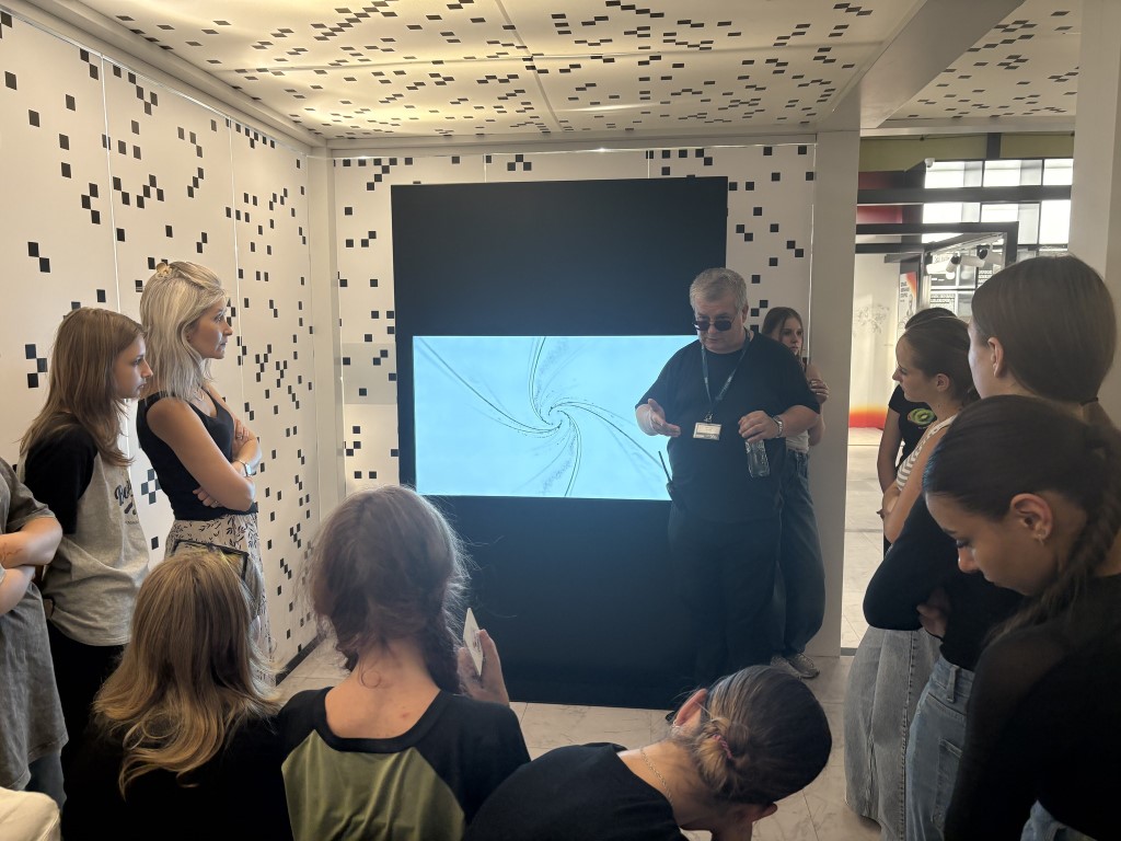 528405984 676874238702404 4412758835275122552 n